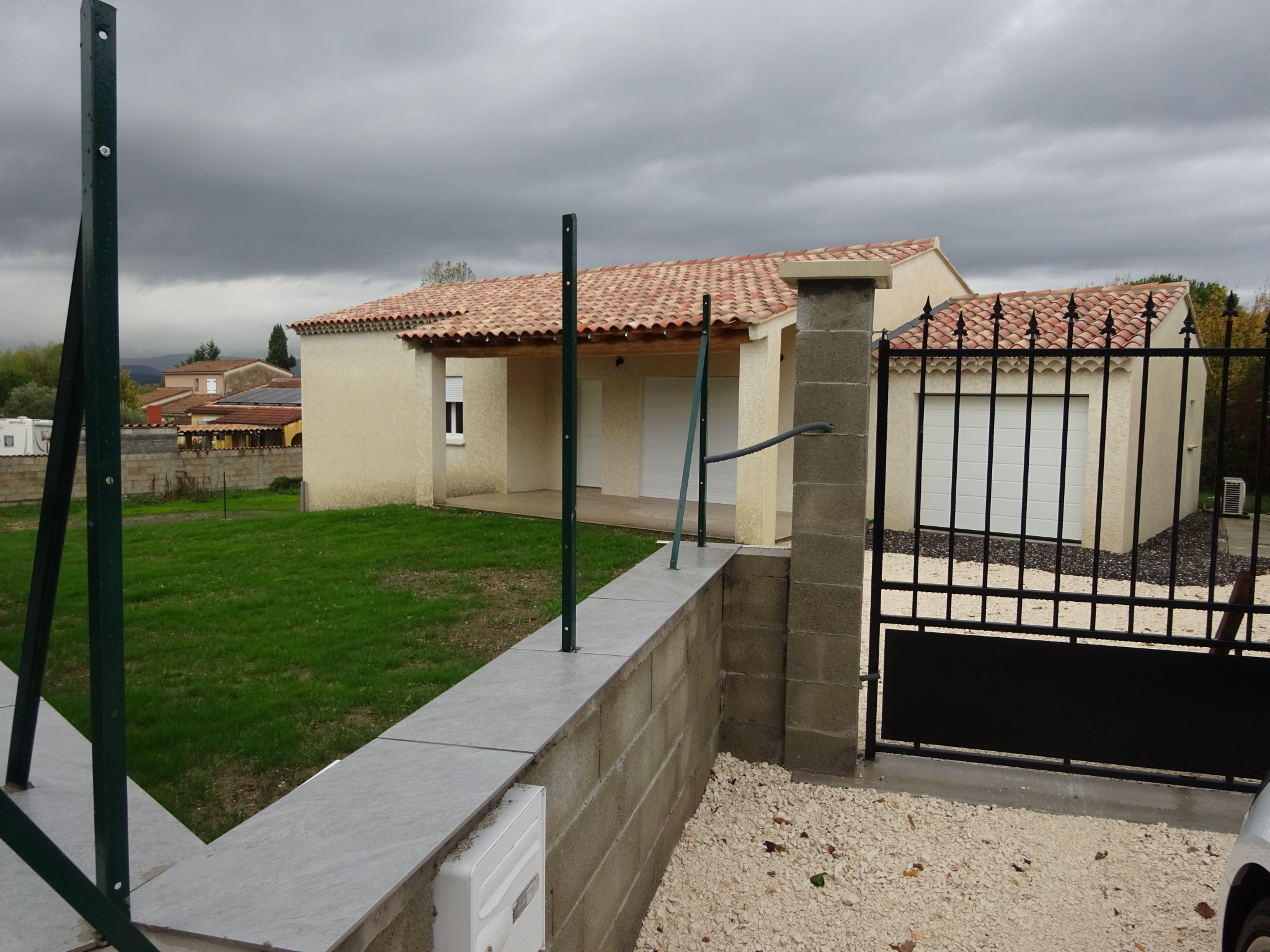 location Location villa neuve, Saint Hilaire de Brethmas