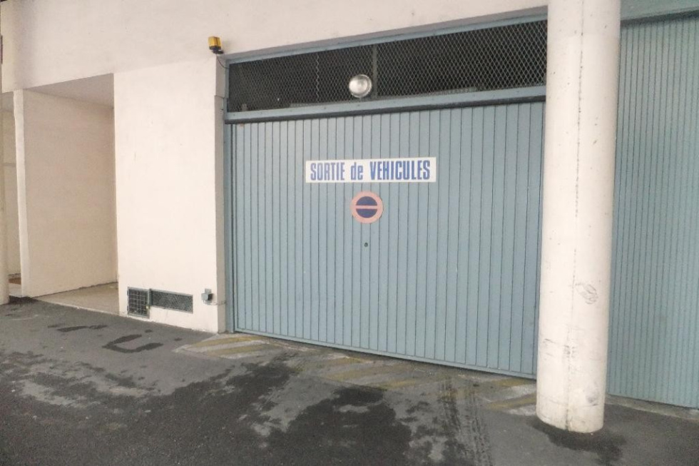 PARKING ALAIN NOEL VINSON CASTAGNADE 003