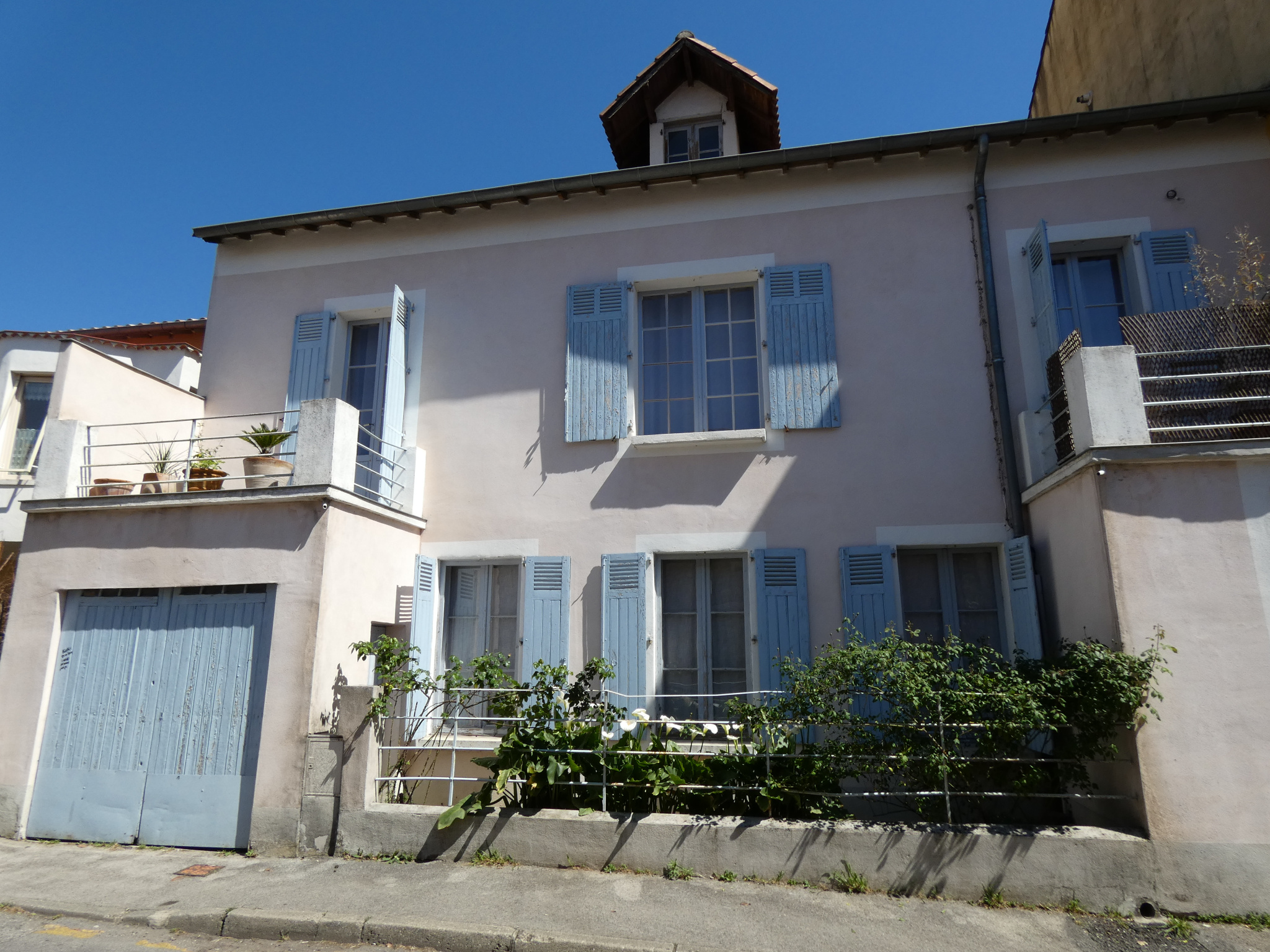 Maison de maître 1920 Centre ville Alès.