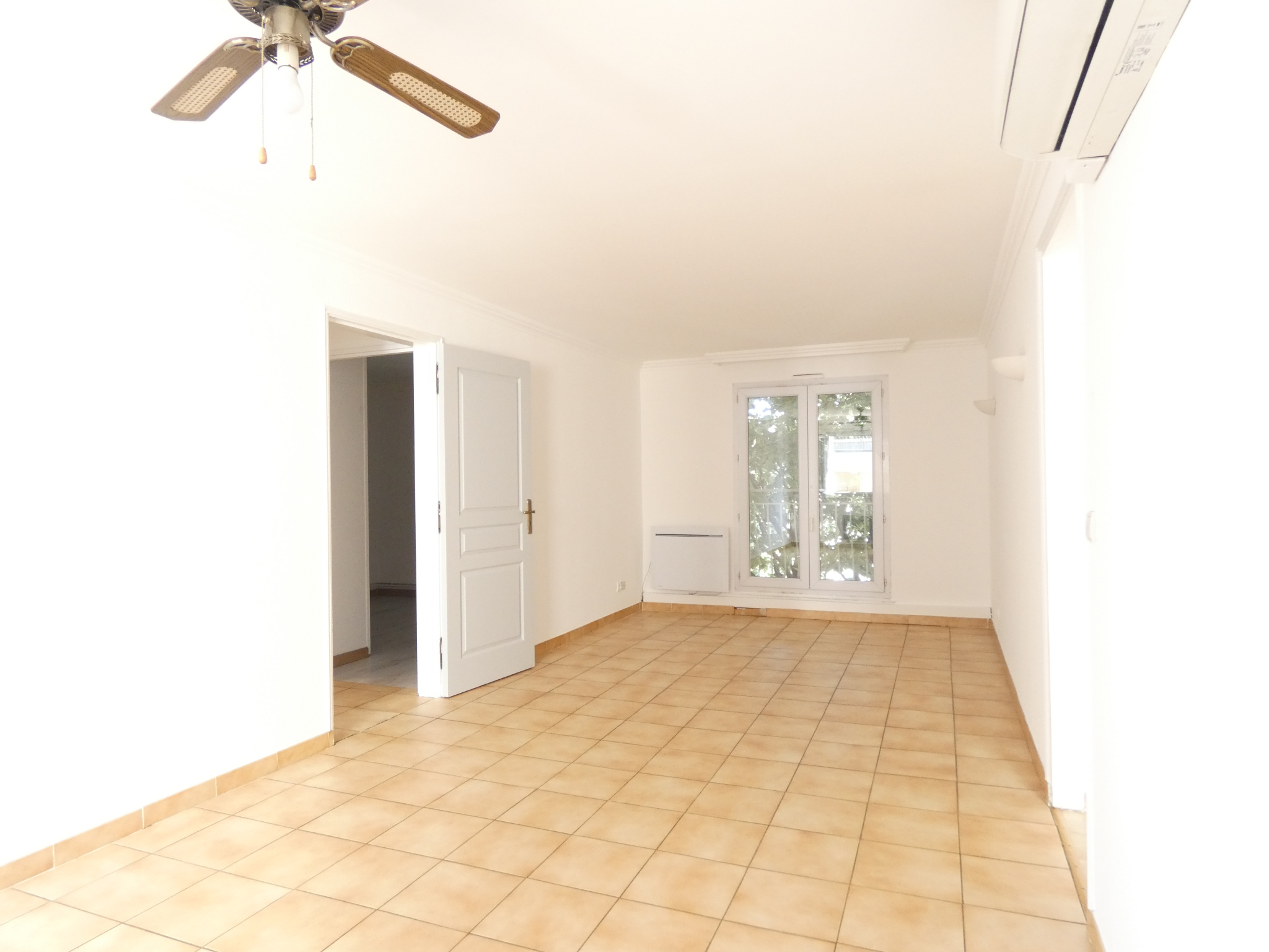 Alès, appartement trois chambres, Quai Boissier de Sauvages
