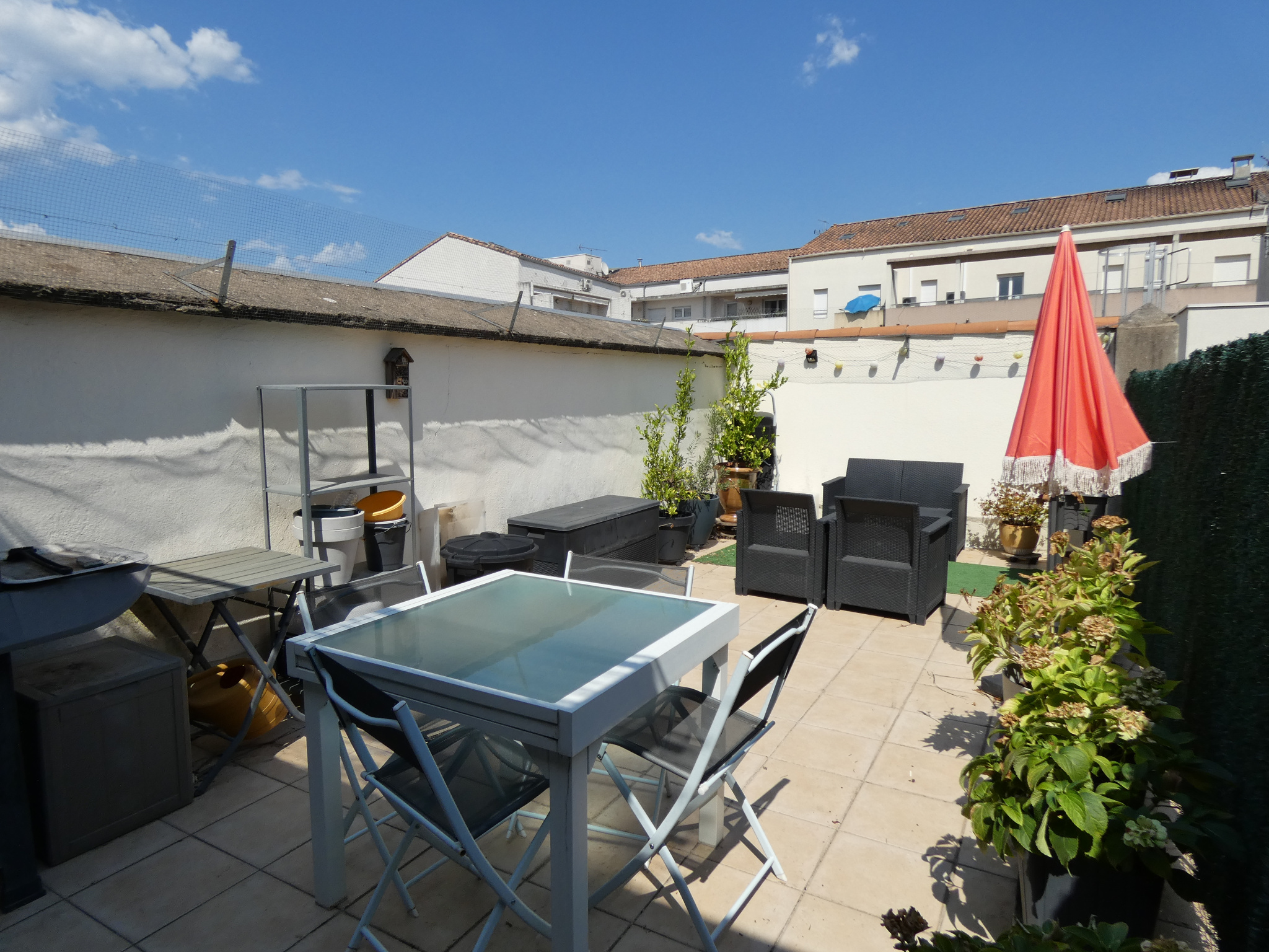 Alès, Type 3 avec terrasse et climatisation